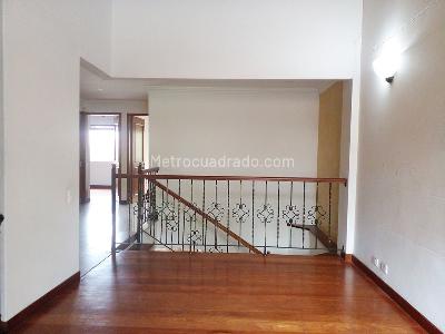 Casa de 3 alcobas en arriendo en Envigado, Envigado, 237 m² · foto 10 de 20