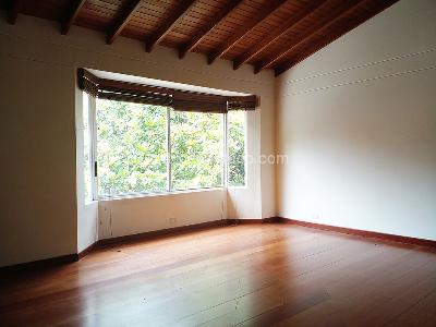 Casa de 3 alcobas en arriendo en Envigado, Envigado, 237 m² · foto 11 de 20