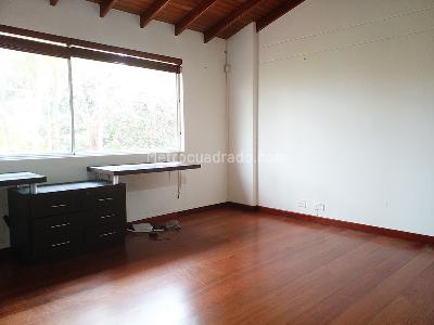 Casa de 3 alcobas en arriendo en Envigado, Envigado, 237 m² · foto 15 de 20