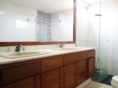 Casa de 3 alcobas en arriendo en Envigado, Envigado, 237 m² · foto 18 de 20