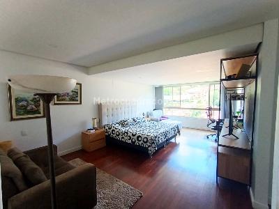 Apartamento de 4 alcobas en venta en El Tesoro, Medellín, 327 m² · foto 12 de 15