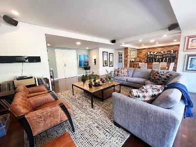 Apartamento de 4 alcobas en venta en El Tesoro, Medellín, 327 m² · foto 5 de 15