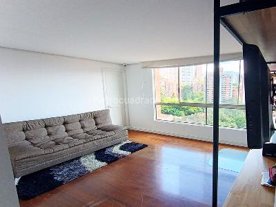 Apartamento de 4 alcobas en venta en El Tesoro, Medellín, 327 m² · foto 9 de 15