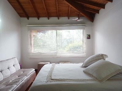Casa en arriendo en El Poblado, Medellín · foto 10 de 19
