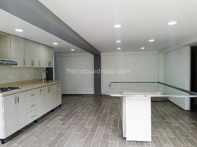 Apartamento de 3 alcobas en arriendo en Los Naranjos, Medellín, 91 m² · foto 4 de 13
