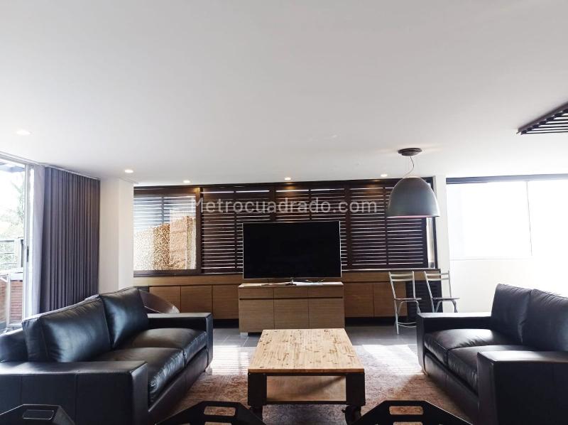 Apartamento Amoblado de 3 Alcobas en El Poblado - 3