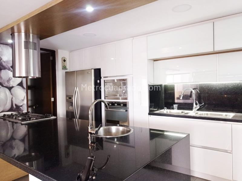 Apartamento Amoblado de 3 Alcobas en El Poblado - 6