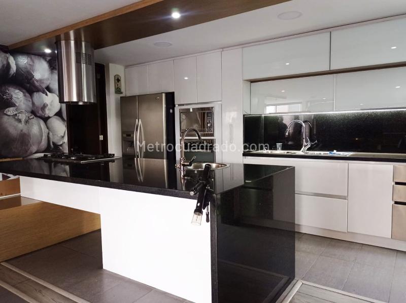 Apartamento Amoblado de 3 Alcobas en El Poblado - 8