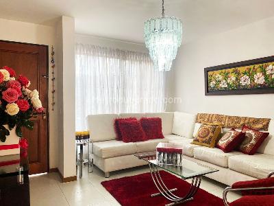 Casa de 3 alcobas en venta en Rionegro, Rionegro, 138 m² · foto 2 de 14