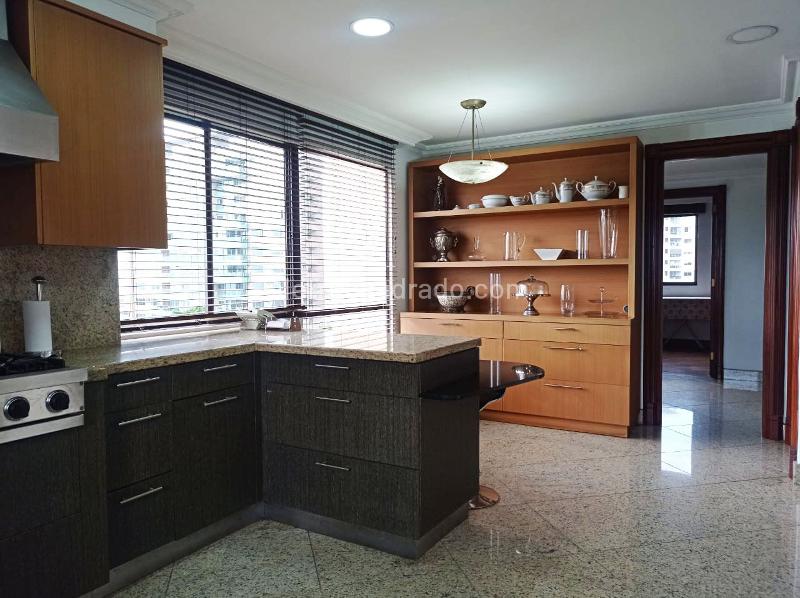 Piso – Medellín - Más