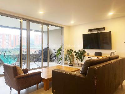 Apartamento de 3 alcobas en venta en Envigado, Envigado, 172 m² · foto 3 de 19
