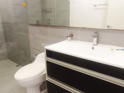 Apartamento de 2 alcobas en arriendo en El Poblado, Medellín, 210 m² · foto 16 de 19