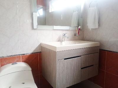 Apartamento de 2 alcobas en venta en El Poblado, Medellín, 210 m² · foto 15 de 19