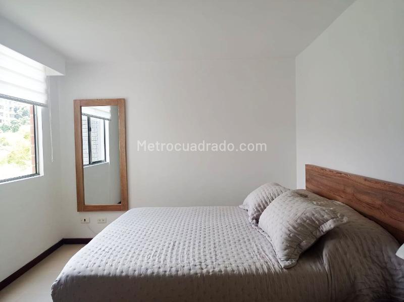 Spacious 3BR Apartment in El Poblado - 9