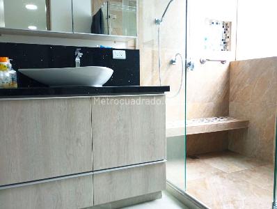 Apartamento de 3 alcobas en arriendo en Los Balsos, Medellín, 177 m² · foto 14 de 18