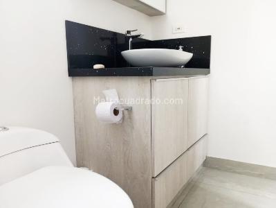 Apartamento de 3 alcobas en arriendo en Los Balsos, Medellín, 177 m² · foto 15 de 18