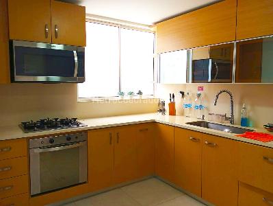 Apartamento de 3 alcobas en arriendo en Los Balsos, Medellín, 177 m² · foto 7 de 18