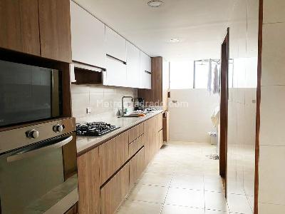 Apartamento de 3 alcobas en arriendo en El Poblado, Medellín, 220 m² · foto 8 de 19