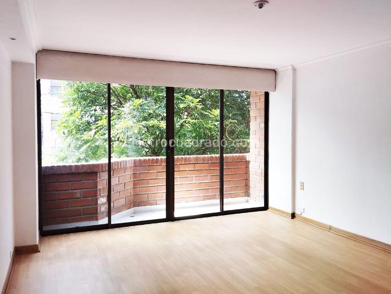 Spacious 3BR Apartment in El Poblado - 2