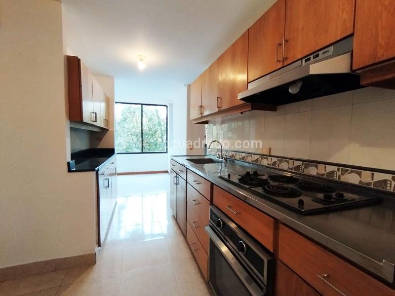 Spacious 3BR Apartment in El Poblado - 6
