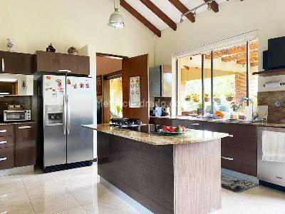 Casa de 3 alcobas en venta en Llanogrande, Rionegro, 674 m² · foto 3 de 19