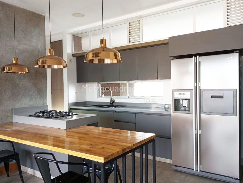 Spacious 2BR Apartment with Fireplace in El Poblado - 7