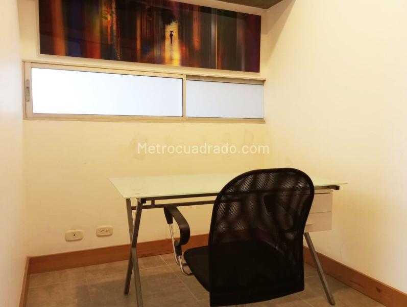 Spacious 2BR Apartment with Fireplace in El Poblado - 8