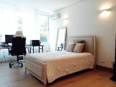 Casa de 4 alcobas en venta en Envigado, Envigado, 393 m² · foto 12 de 20