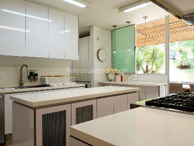 Casa de 4 alcobas en venta en Envigado, Envigado, 393 m² · foto 9 de 20