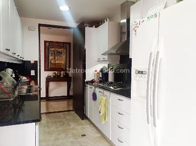 Apartamento de 3 alcobas en venta en El Poblado, Medellín, 257 m² · foto 6 de 20