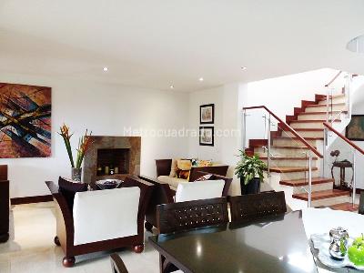 Casa en venta en Envigado, Envigado · foto 3 de 20