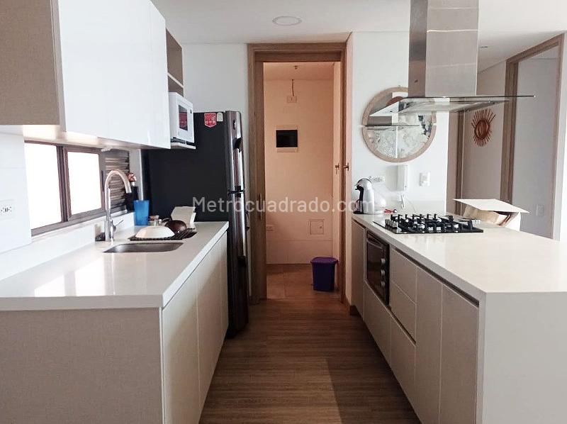 Furnished 2BR Apartment Near Amenities in El Poblado - 9