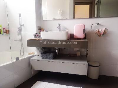 Casa de 3 alcobas en arriendo en El Poblado, Medellín, 220 m² · foto 16 de 19