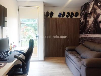Casa de 3 alcobas en arriendo en El Poblado, Medellín, 220 m² · foto 6 de 19