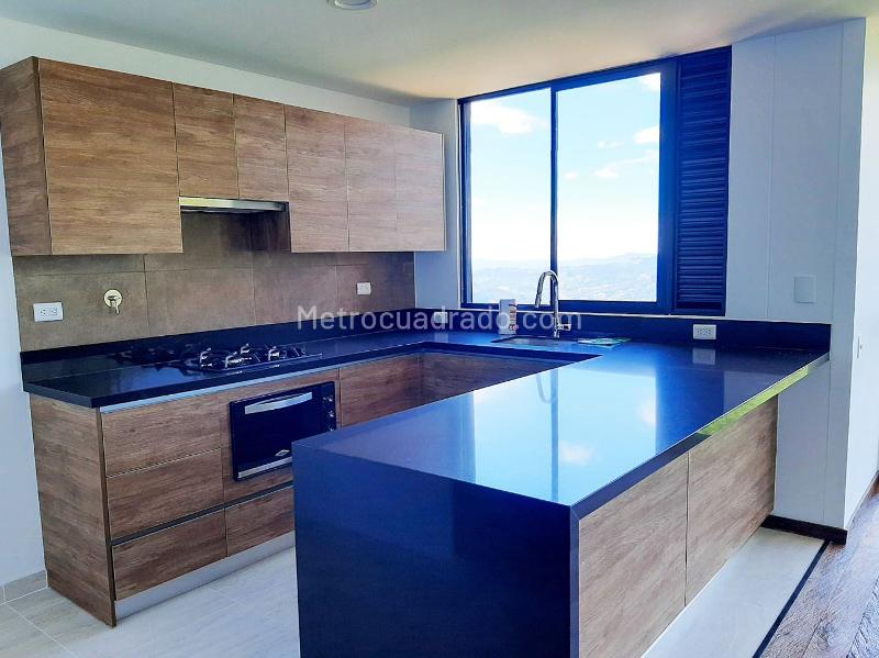 2BR Apartment in EL RETIRO (129 m²) - 2