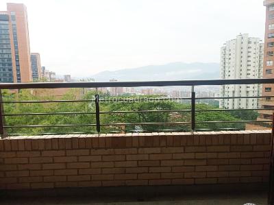 Apartamento en venta en El Poblado, Medellín · foto 20 de 20