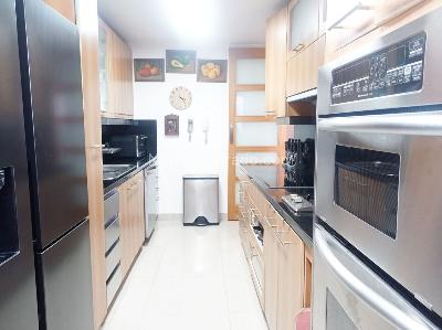 Apartamento en venta en El Poblado, Medellín · foto 6 de 20