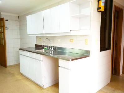 Apartamento de 4 alcobas en venta en El Poblado, Medellín, 218 m² · foto 8 de 19