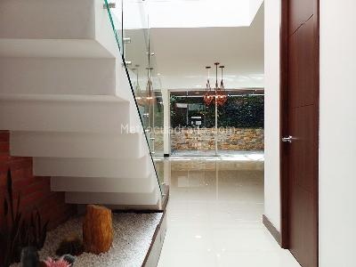 Casa de 3 alcobas en venta en Envigado, Envigado, 220 m² · foto 9 de 20