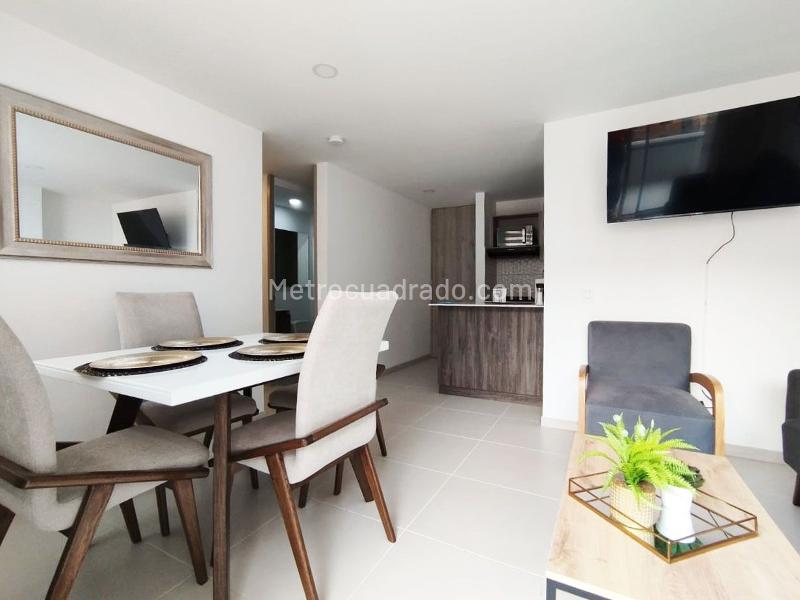 Apartamento Amoblado de 3 Alcobas con Amenidades en El Poblado - 2