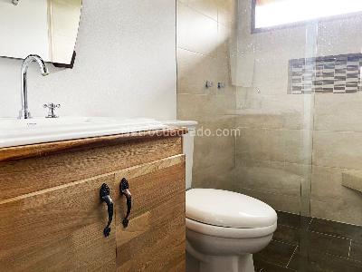 Casa de 3 alcobas en venta en Rionegro, Rionegro, 257 m² · foto 14 de 18