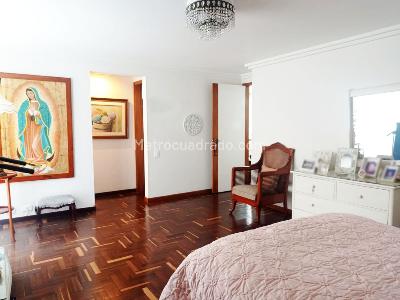 Apartamento de 3 alcobas en venta en Los Balsos, Medellín, 179 m² · foto 12 de 20