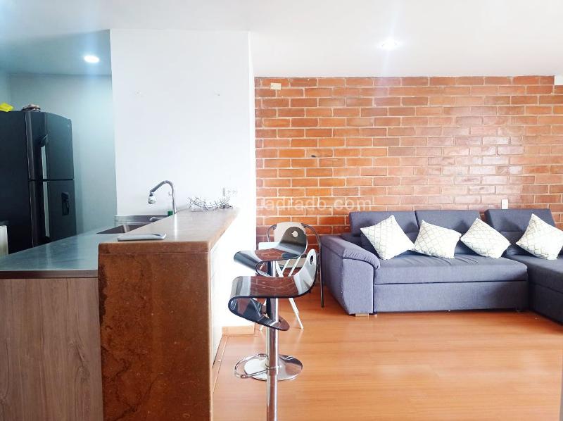 Furnished Studio Apartment with Balcony in El Poblado - 5