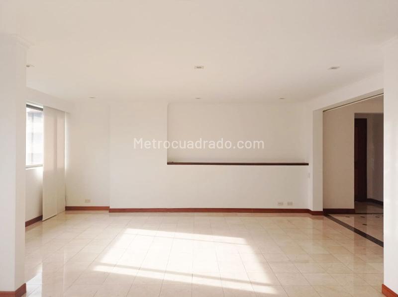 3BR Apartment for Rent in El Poblado Gated Unit - 4