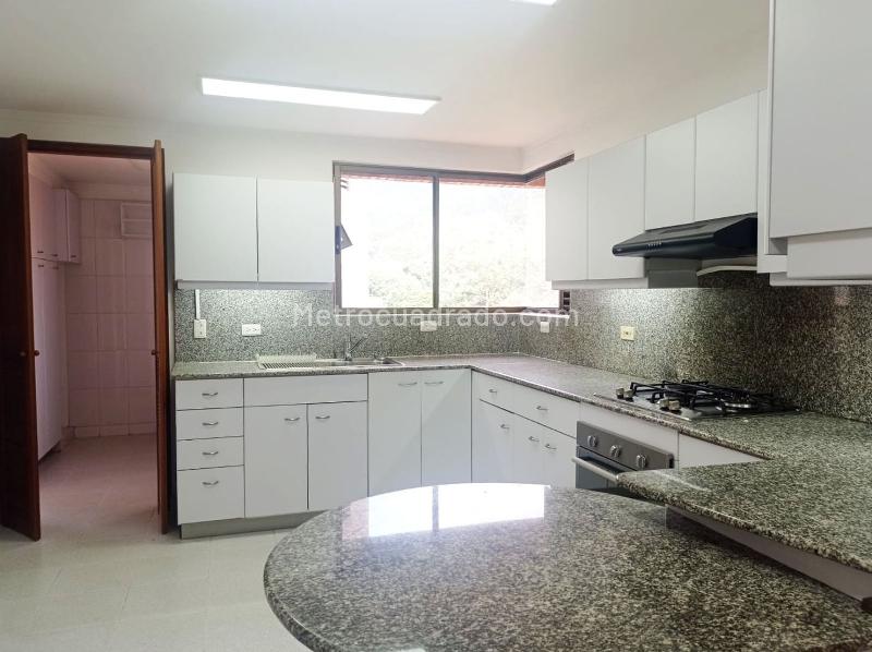 3BR Apartment for Rent in El Poblado Gated Unit - 7