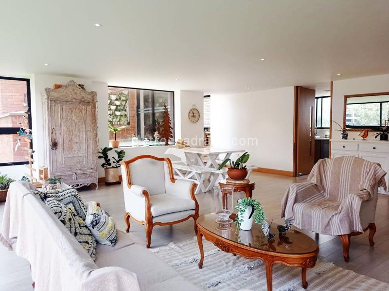 Furnished 4BR Apartment in El Poblado - 2