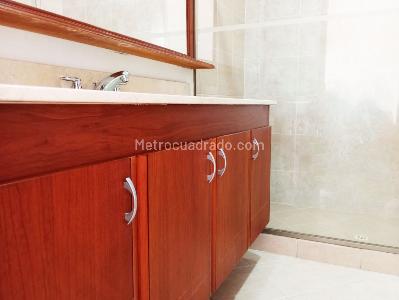 Apartamento en venta en El Poblado, Medellín · foto 13 de 16