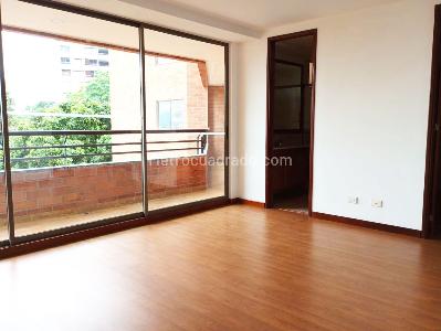 Apartamento en venta en El Poblado, Medellín · foto 7 de 16
