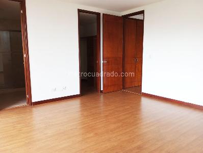 Apartamento en venta en El Poblado, Medellín · foto 8 de 16