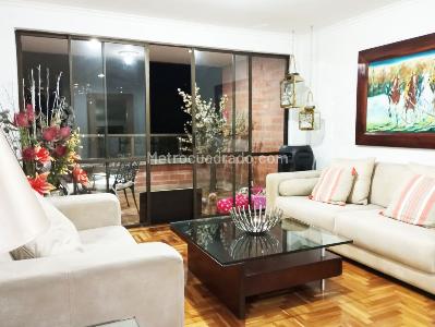 Apartamento de 3 alcobas en arriendo en El Poblado, Medellín, 154 m² · foto 2 de 12
